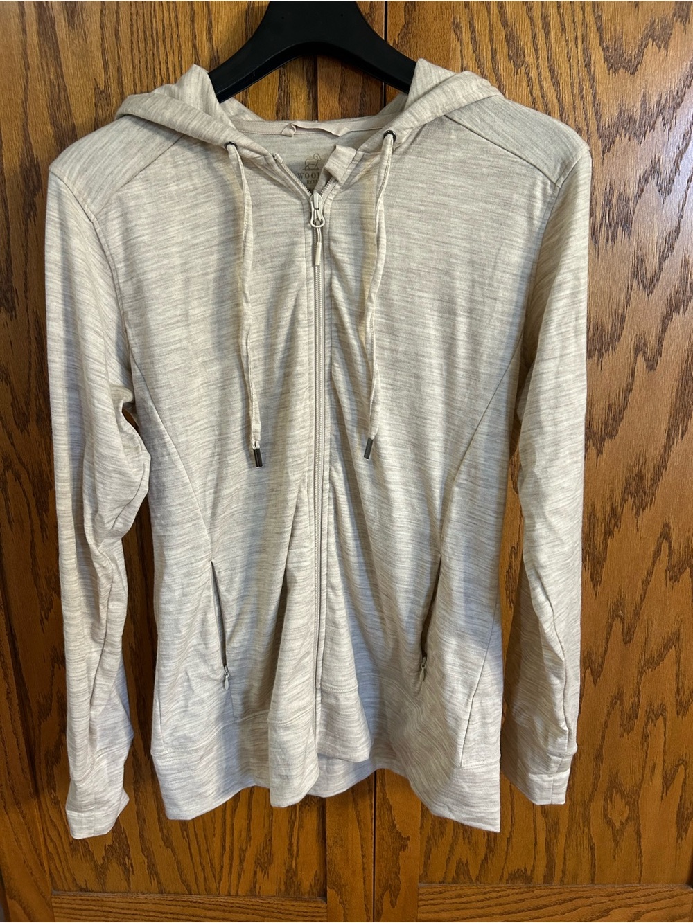WoolX Ryann size medium, oatmeal color with pockets.